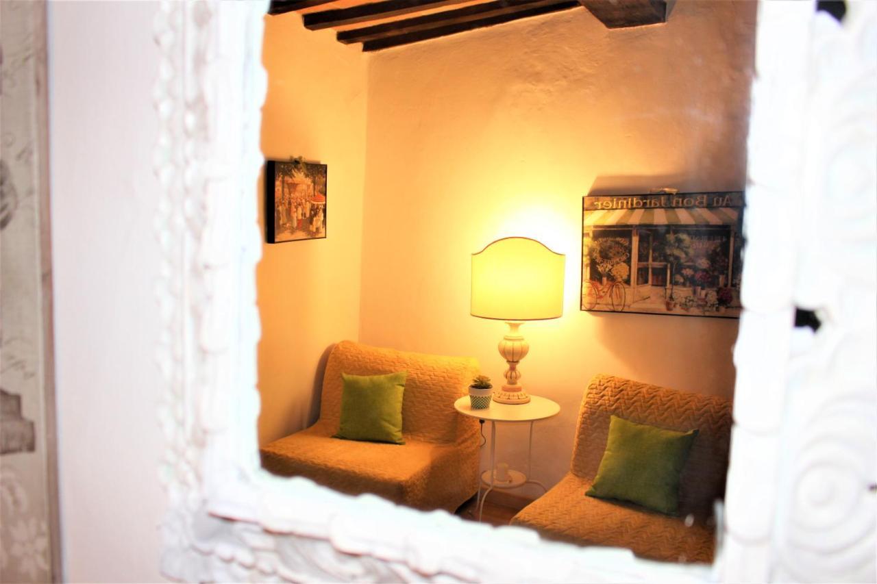 Ferienwohnung Red House Gubbio Exterior foto