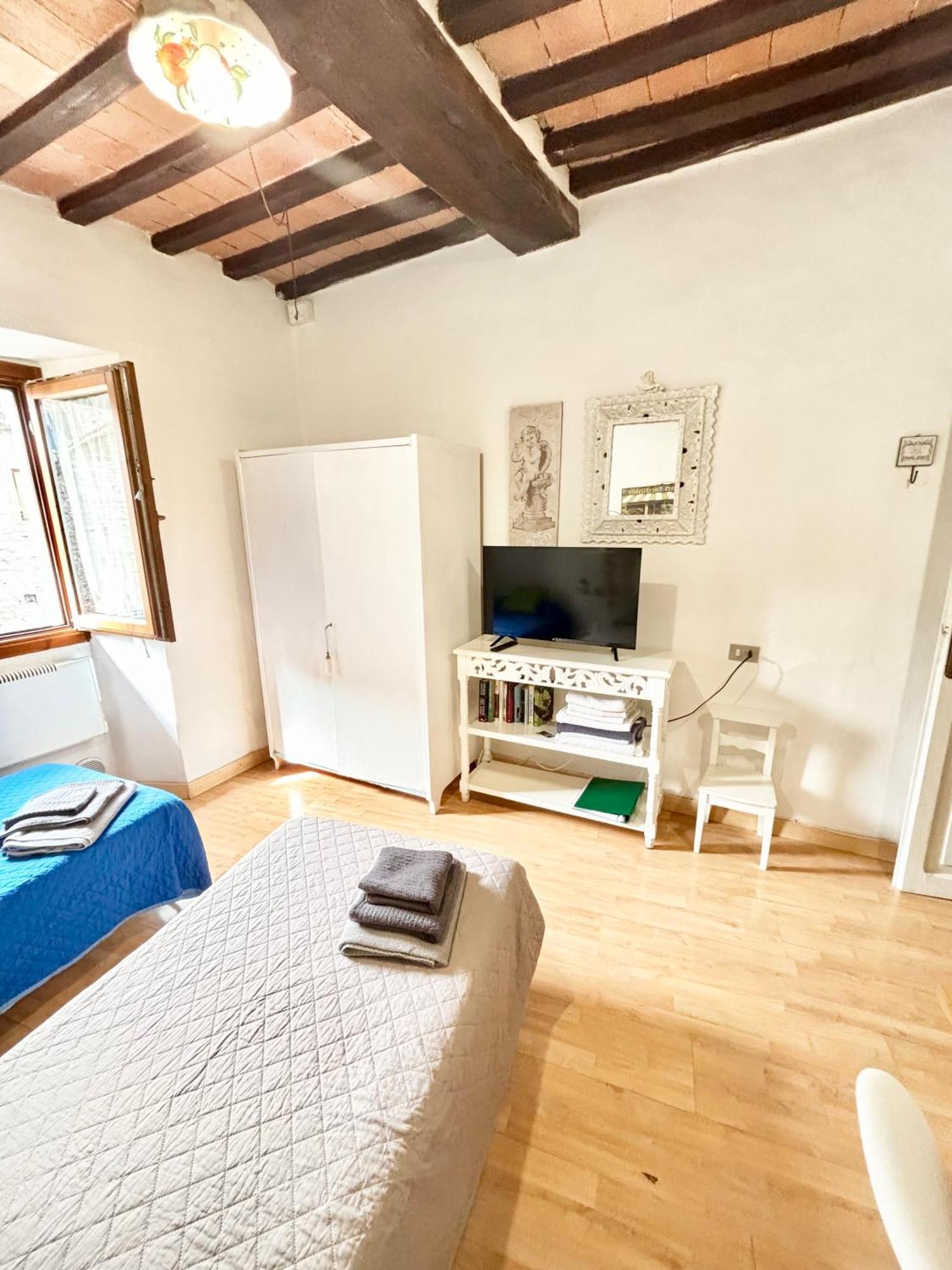 Ferienwohnung Red House Gubbio Exterior foto