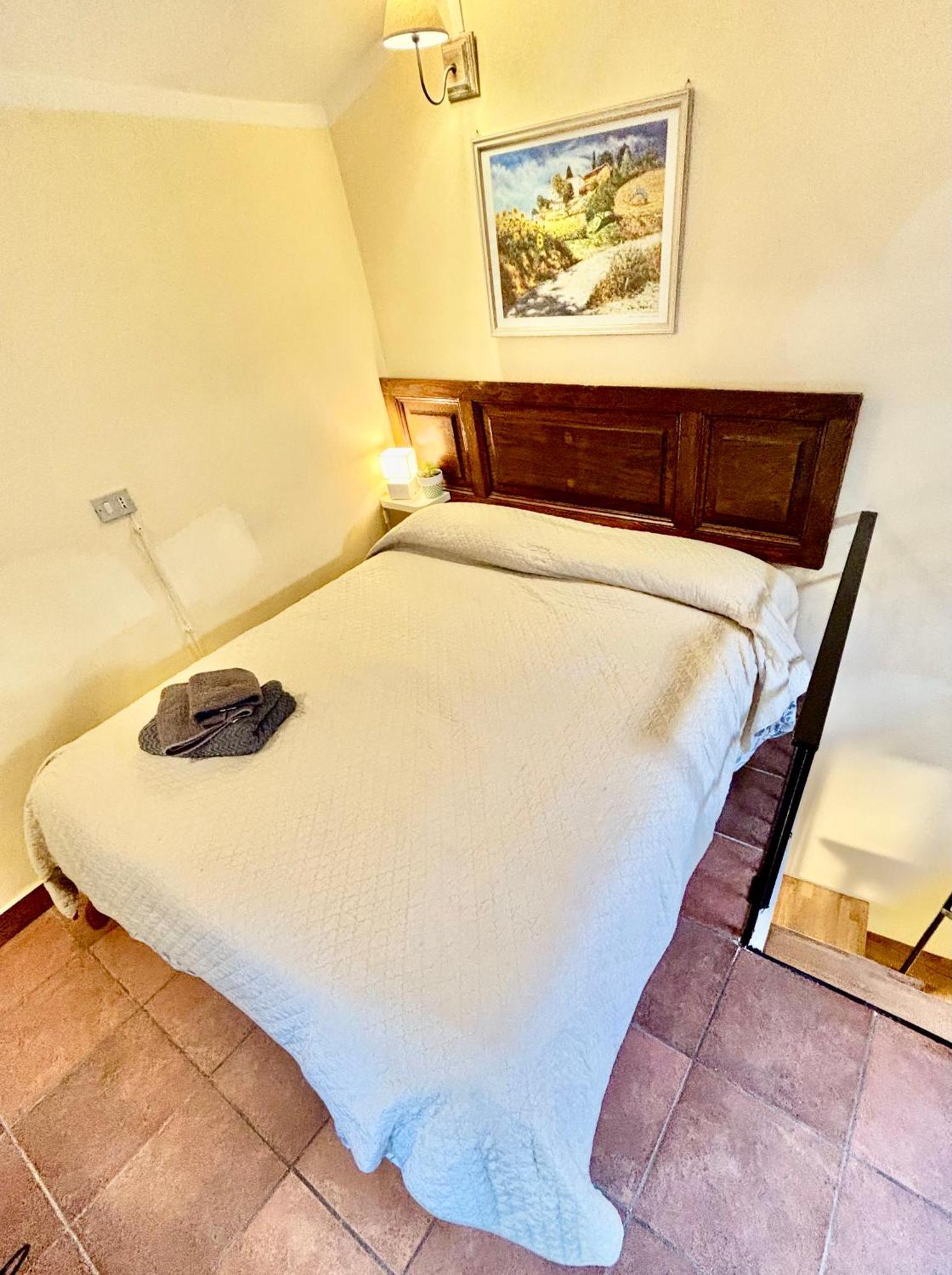 Ferienwohnung Red House Gubbio Exterior foto
