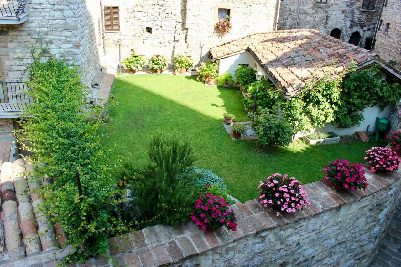 Ferienwohnung Red House Gubbio Exterior foto